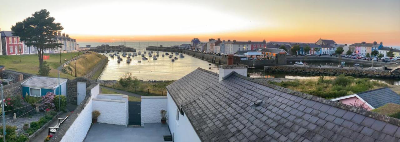 Villa Aberaeron Island House - Panoramic Harbour Views Exterior foto